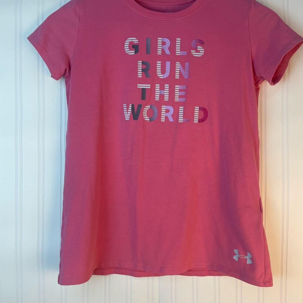 Pink UA Girls Run the World Too Large
